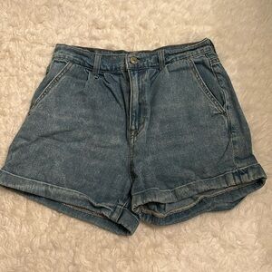 American Eagle high waisted mom shorts